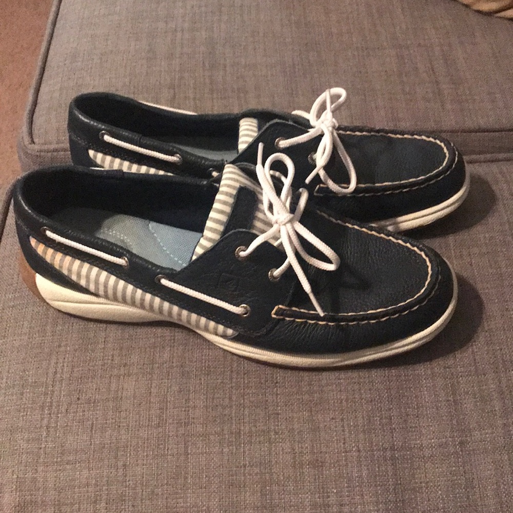 Women’s sperrys